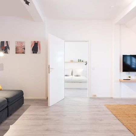 2 Bedroom Top Floor Apartment Direct On Marienplatz Munich Exterior photo