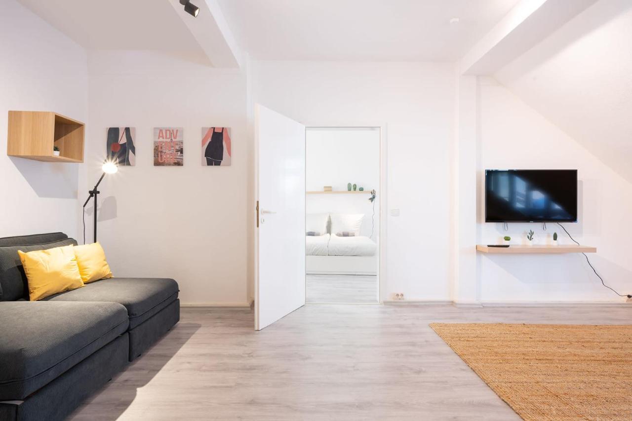 2 Bedroom Top Floor Apartment Direct On Marienplatz Munich Exterior photo