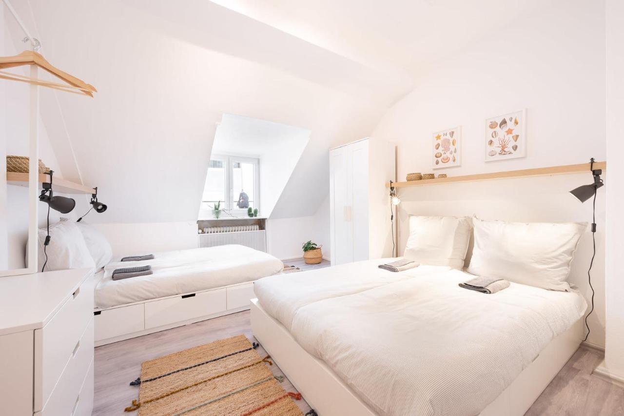 2 Bedroom Top Floor Apartment Direct On Marienplatz Munich Exterior photo