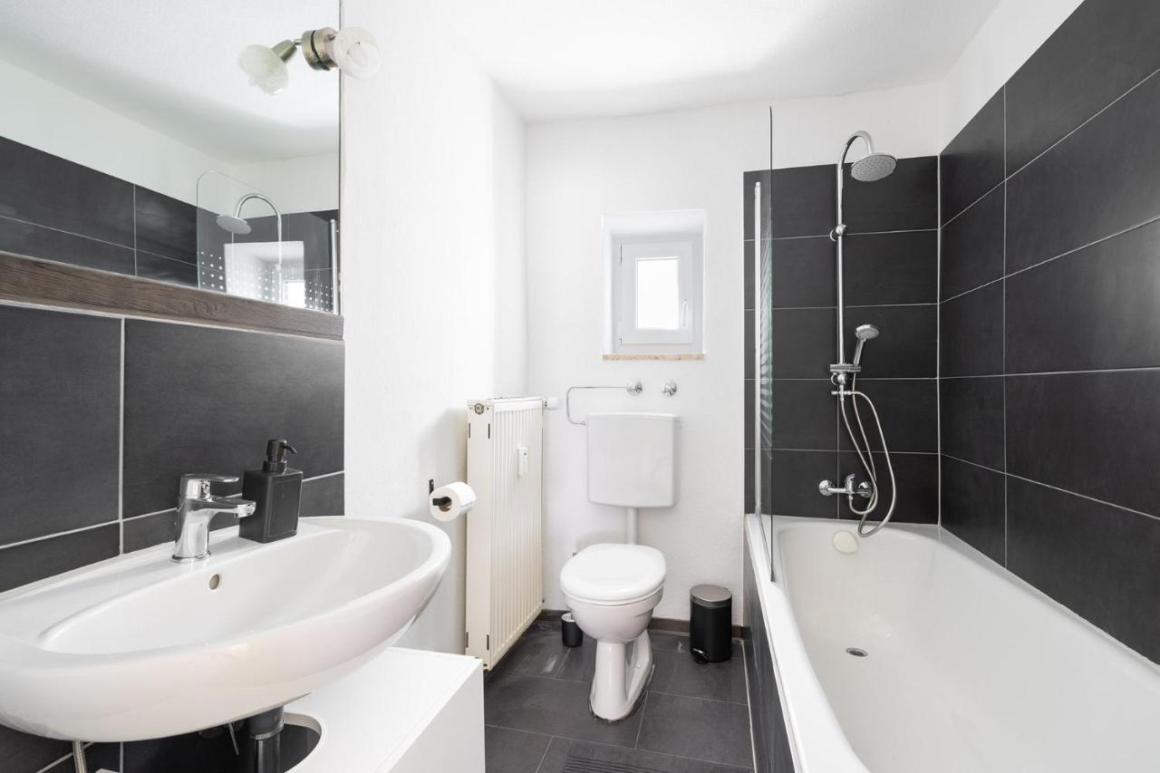 2 Bedroom Top Floor Apartment Direct On Marienplatz Munich Exterior photo